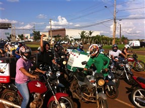 Motociclistas protestam em Maringá em apoio aos caminhoneiros